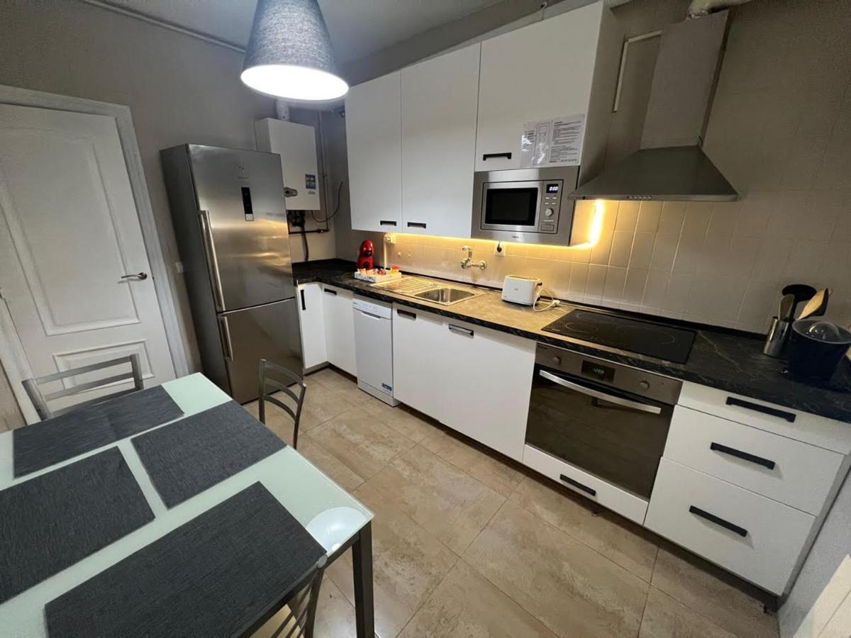 Santiago Tower Aire Ac Casco Antiguo By Apartamentos Logrono Bagian luar foto